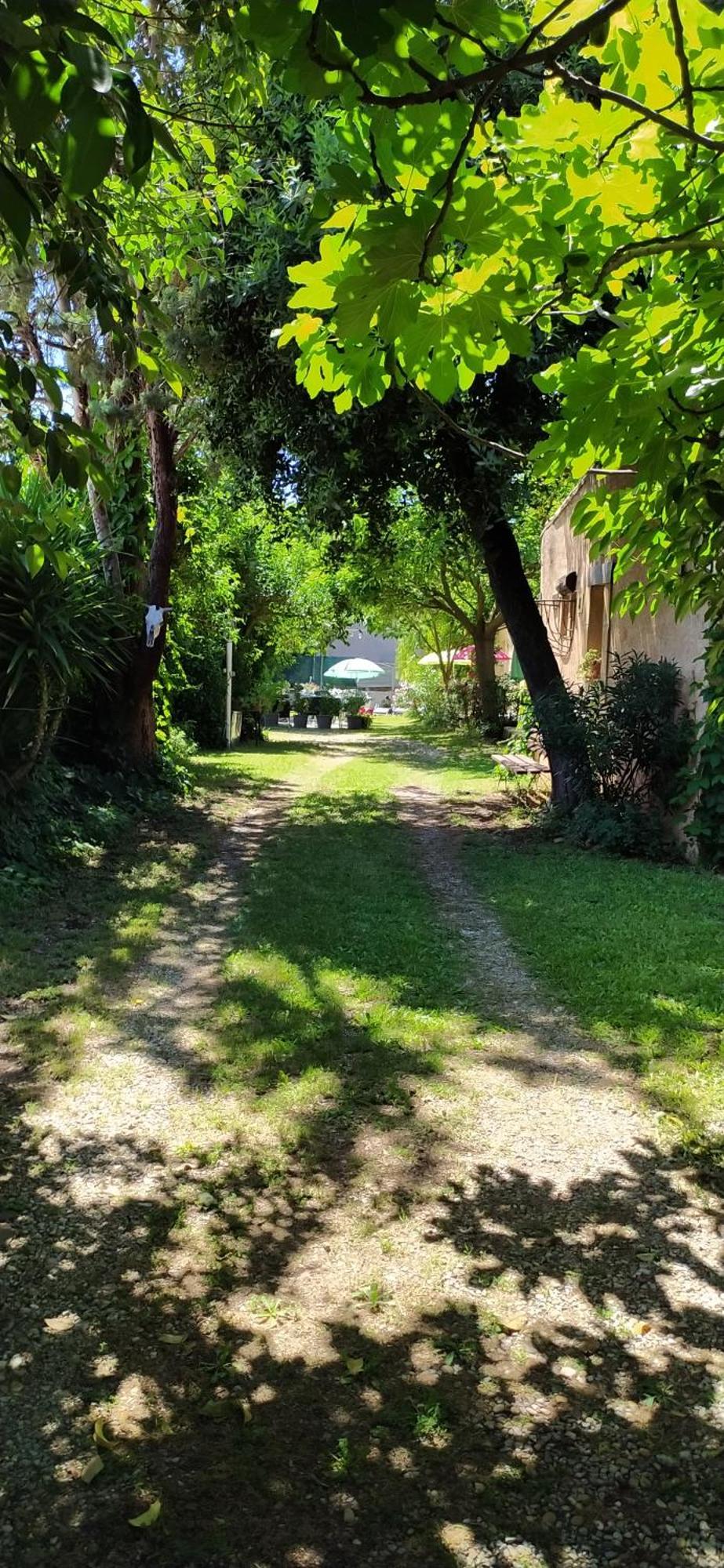 Abrivado Aimargues公寓 外观 照片
